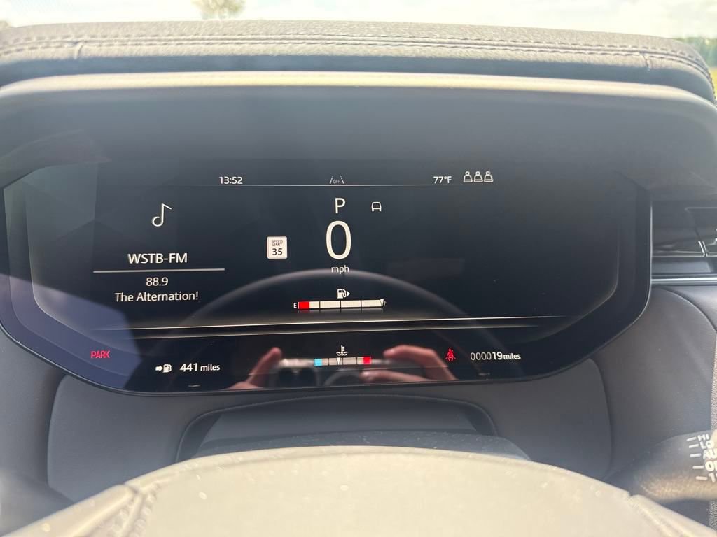 New 2025 Land Rover Range Rover Sport SE image 12