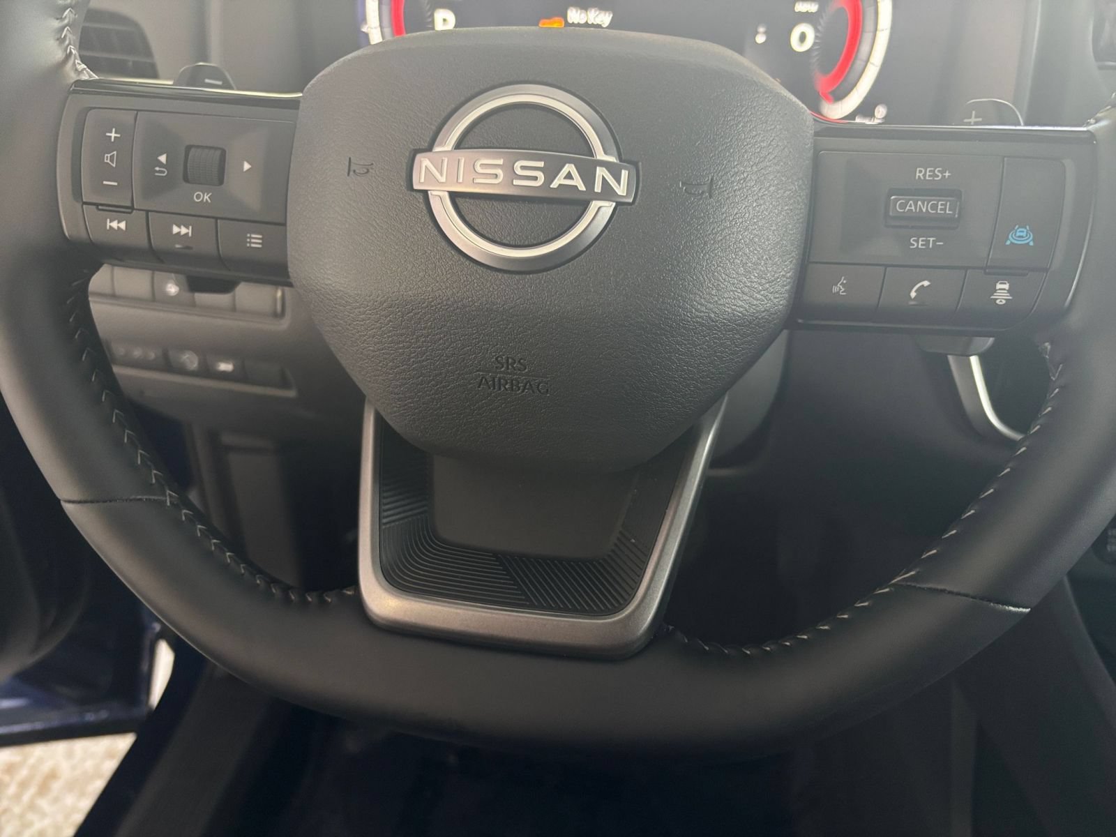 Used 2026 Nissan Rogue SL FWD image 31