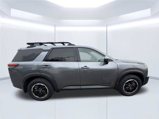 Used 2025 Nissan Pathfinder Rock Creek AWD/4WD image 5