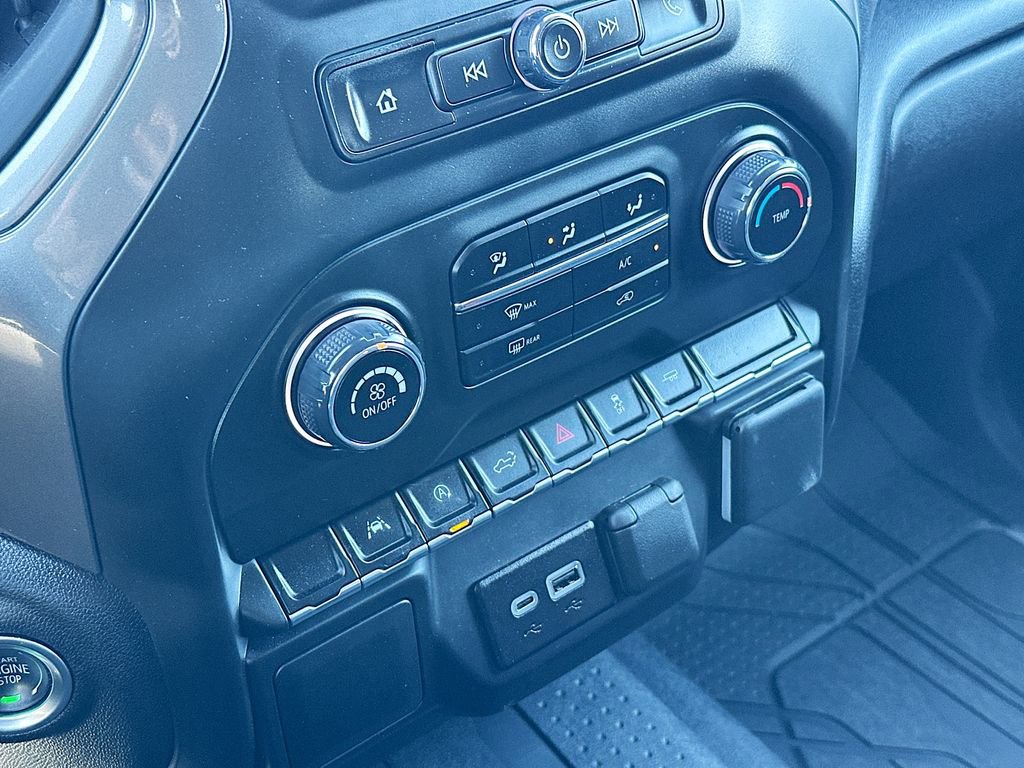 Used 2025 Chevrolet Silverado 1500 Custom w/ Turbomax Blackout Package image 14