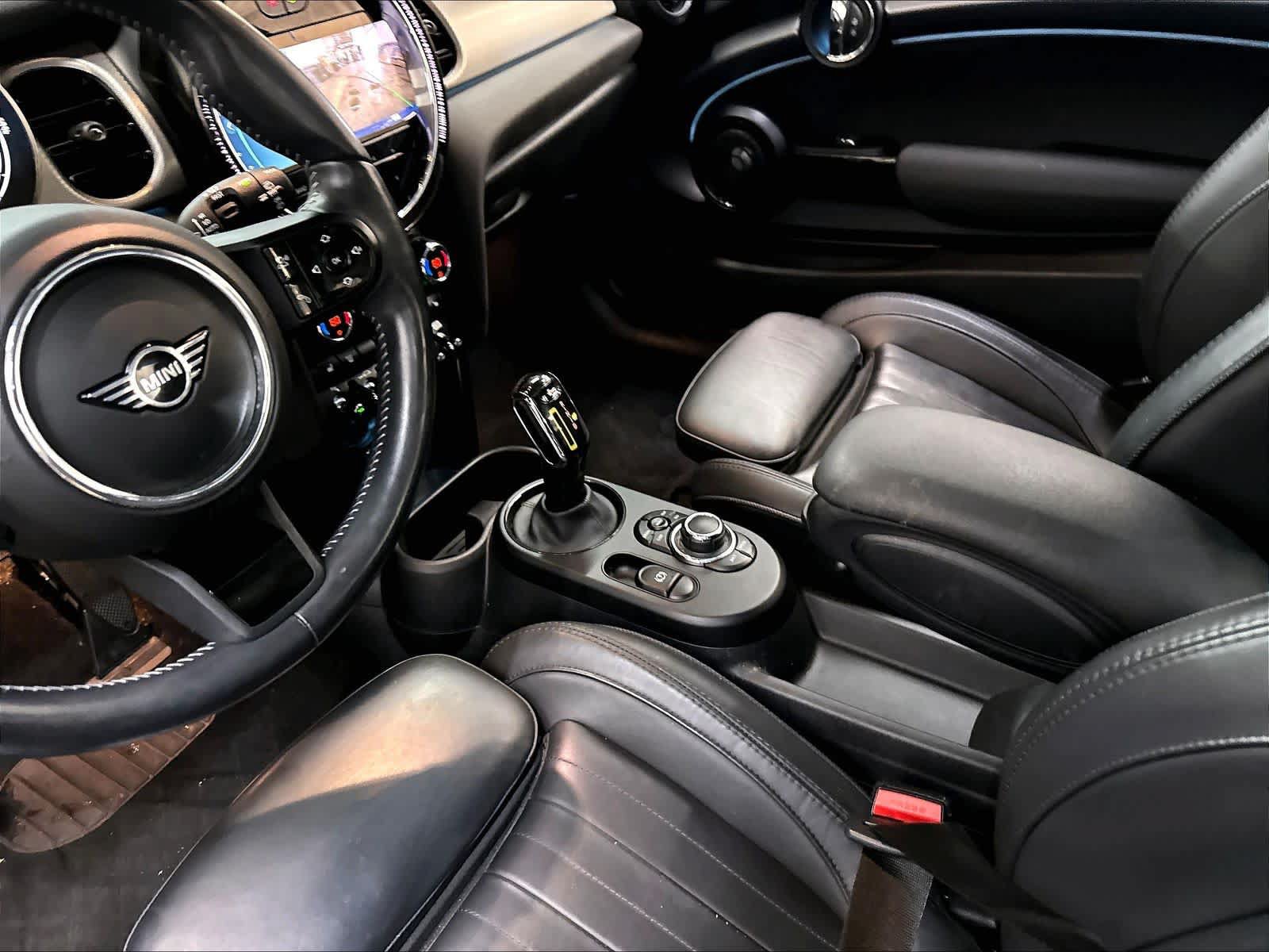 Used 2024 MINI Cooper SE FWD image 19