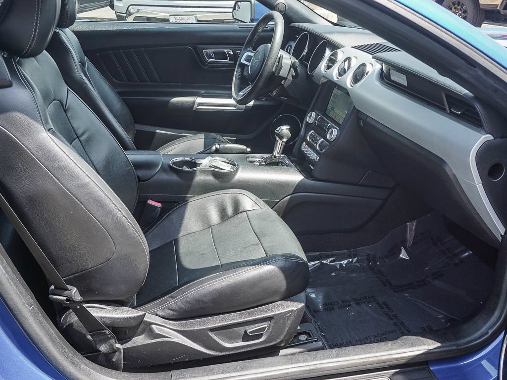 Used 2017 Ford Mustang Premium RWD image 12