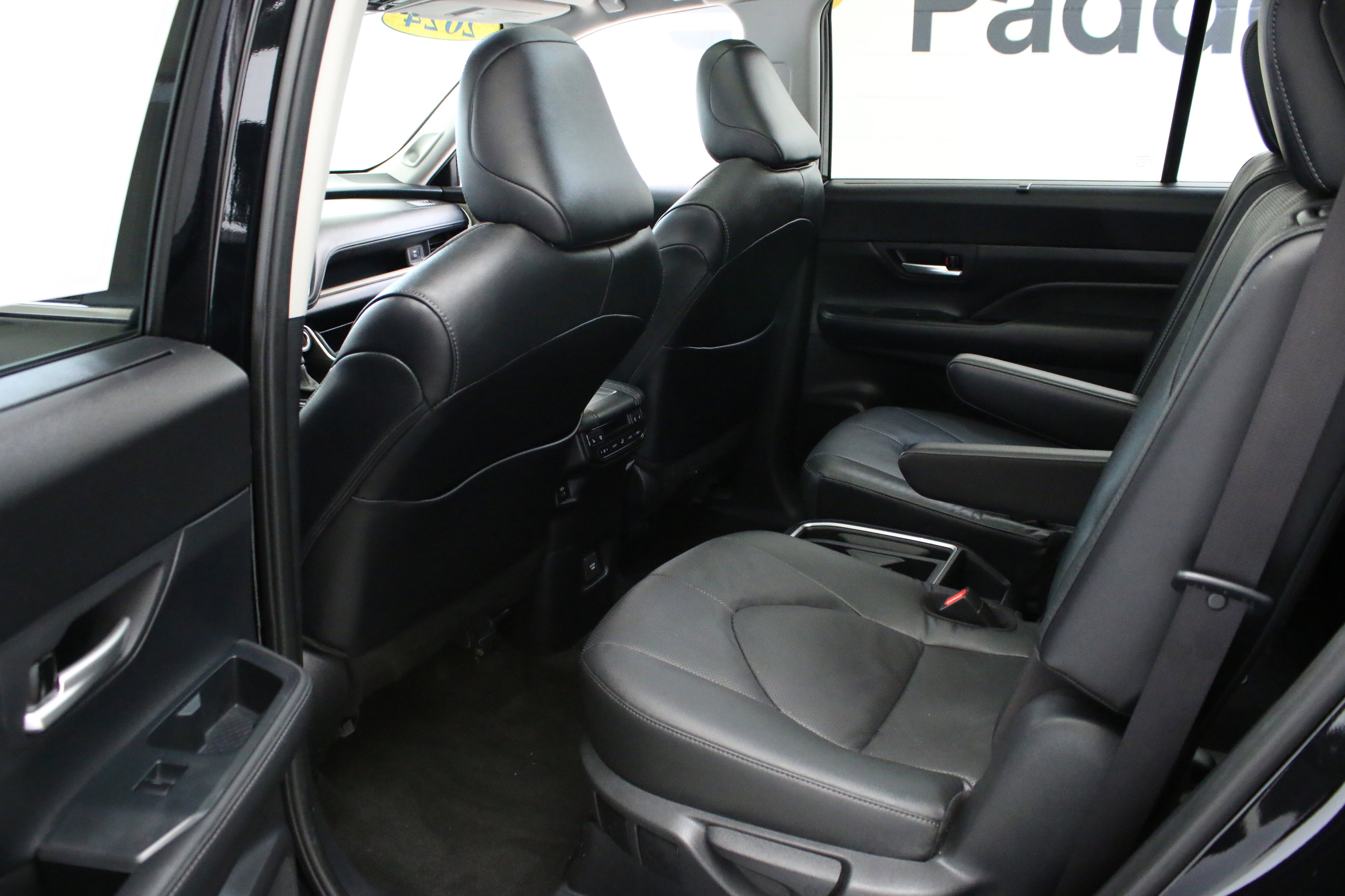 Used 2024 Toyota Grand Highlander Platinum image 26