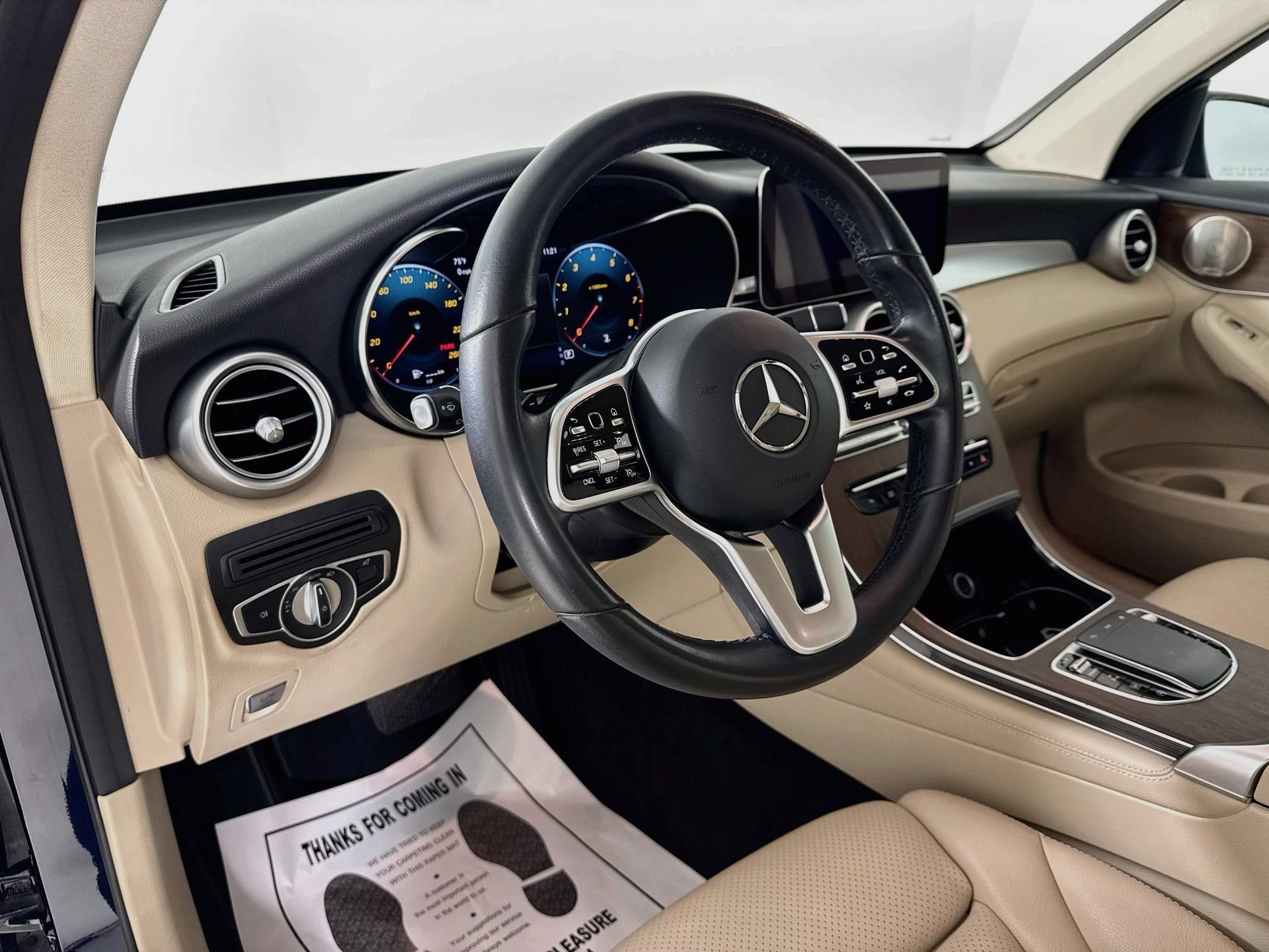 Used 2021 Mercedes-Benz GLC 300 image 10
