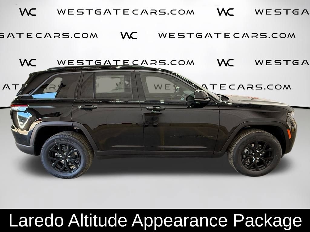 New 2026 Jeep Grand Cherokee Laredo image 5