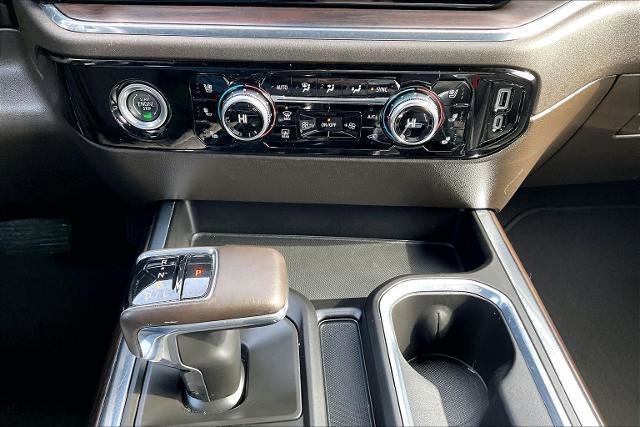 Used 2023 GMC Sierra 1500 SLT w/ SLT Premium Package image 17