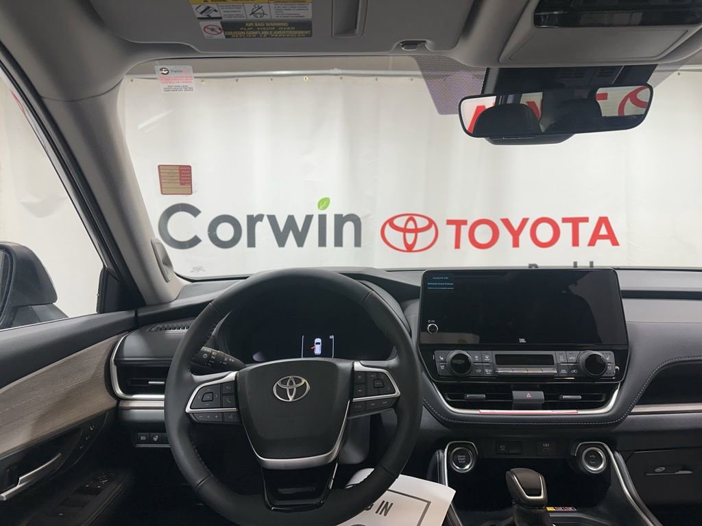 Used 2026 Toyota Grand Highlander Limited image 18
