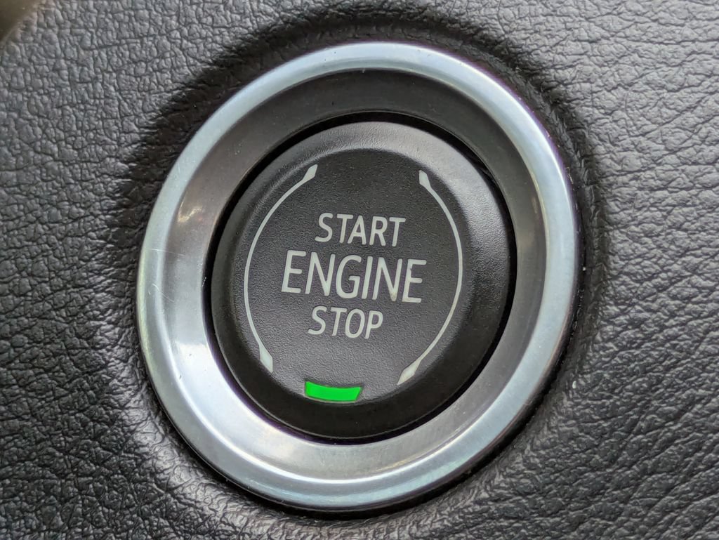 Used 2020 Cadillac XT4 Sport FWD image 29