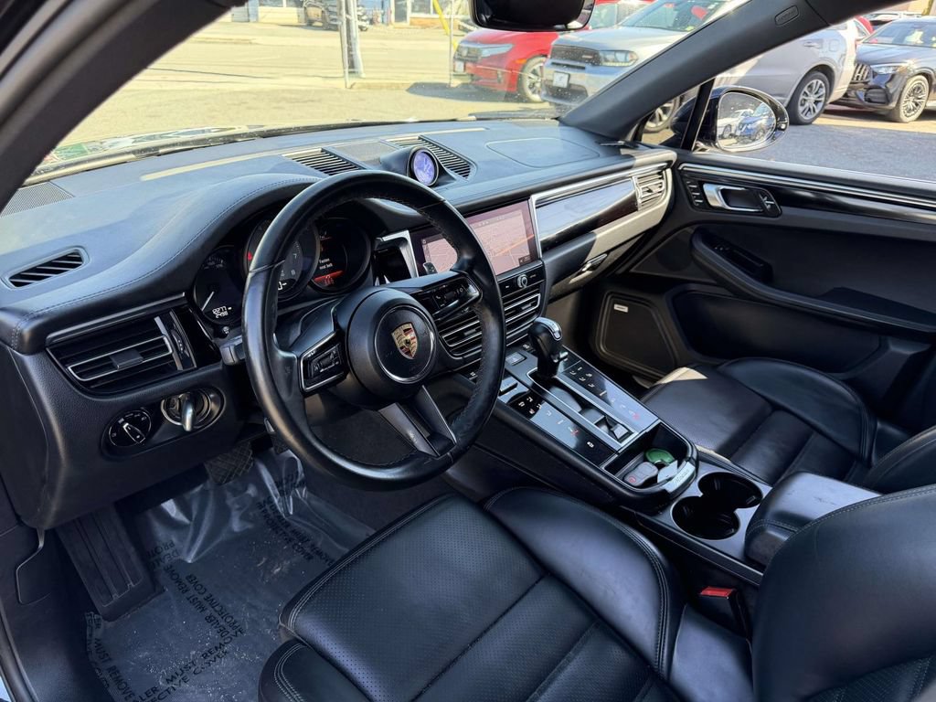 Used 2022 Porsche Macan S AWD/4WD image 24