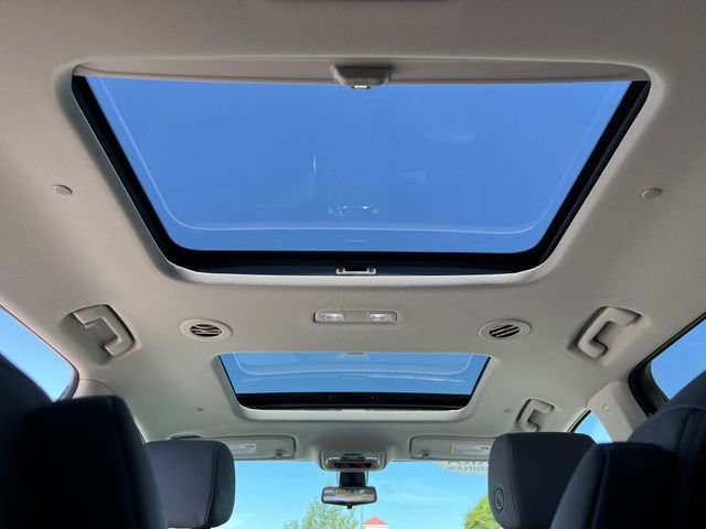 Used 2021 Chevrolet Traverse Premier AWD/4WD image 43