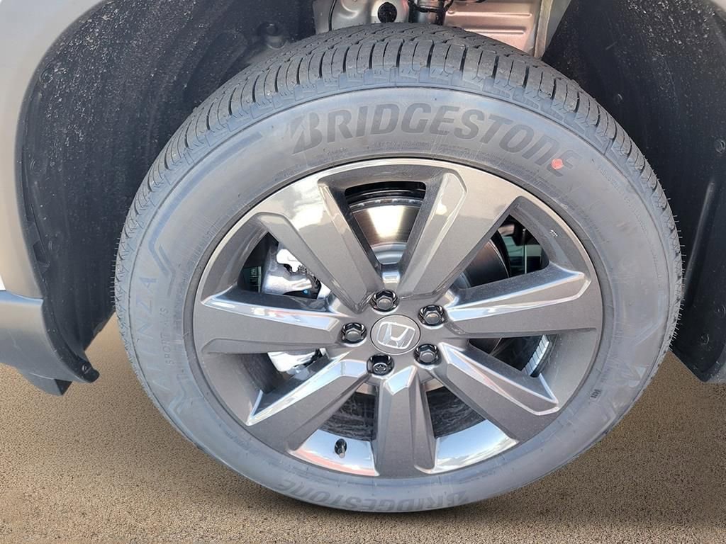 New 2026 Honda Pilot Sport image 9