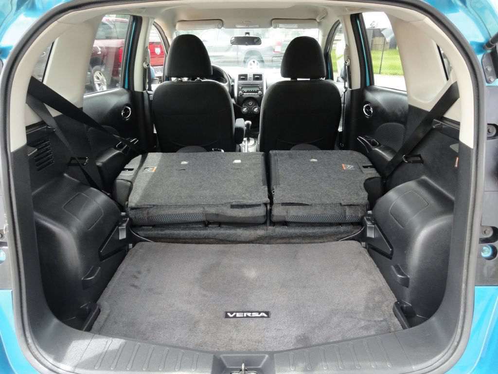 Used 2014 Nissan Versa Note SV w/ Interior Illumination Package FWD image 8