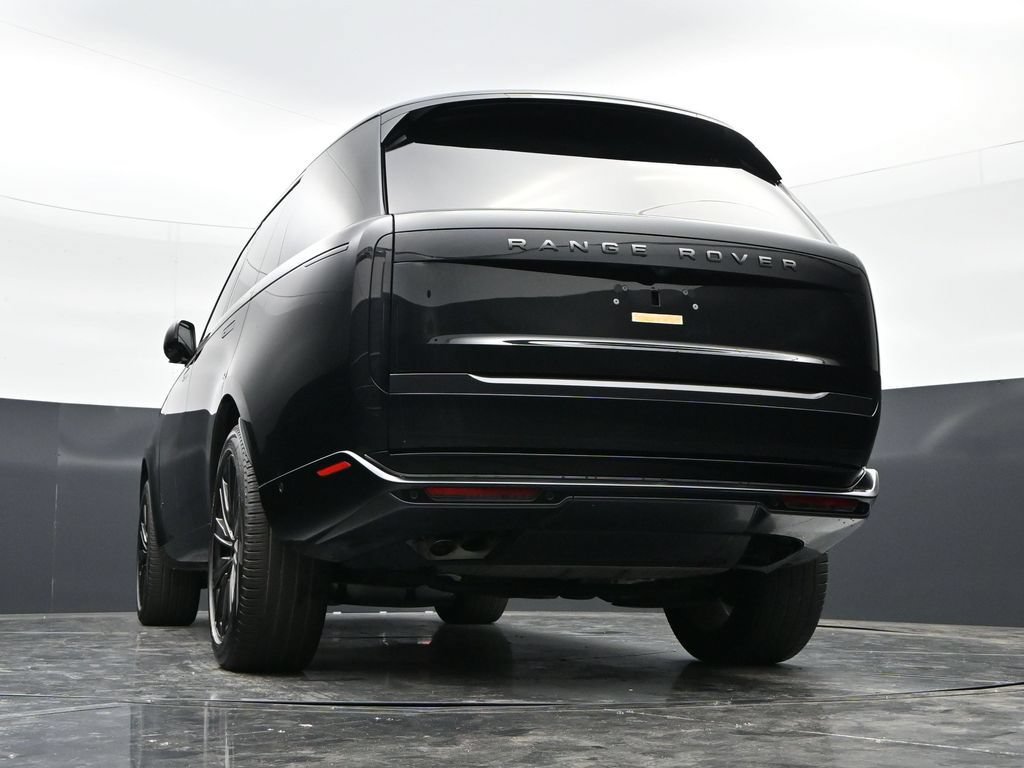 Used 2024 Land Rover Range Rover Autobiography AWD/4WD image 48