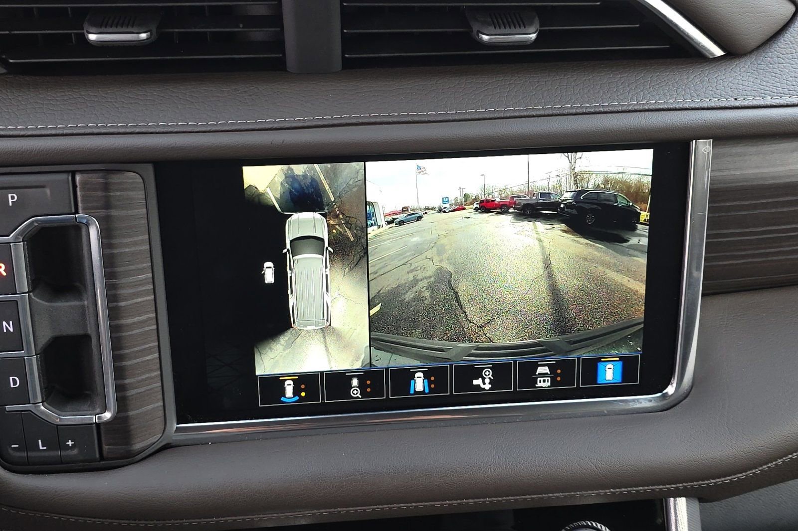 Used 2022 GMC Yukon Denali image 21