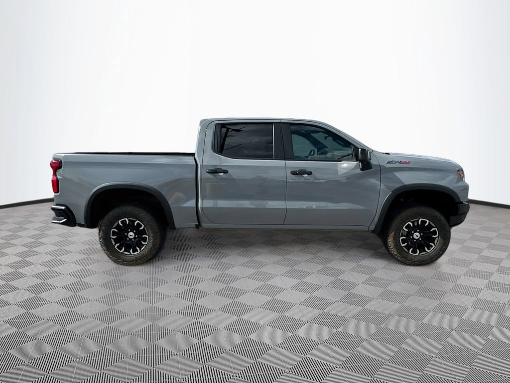Used 2024 Chevrolet Silverado 1500 ZR2 w/ Technology Package image 4