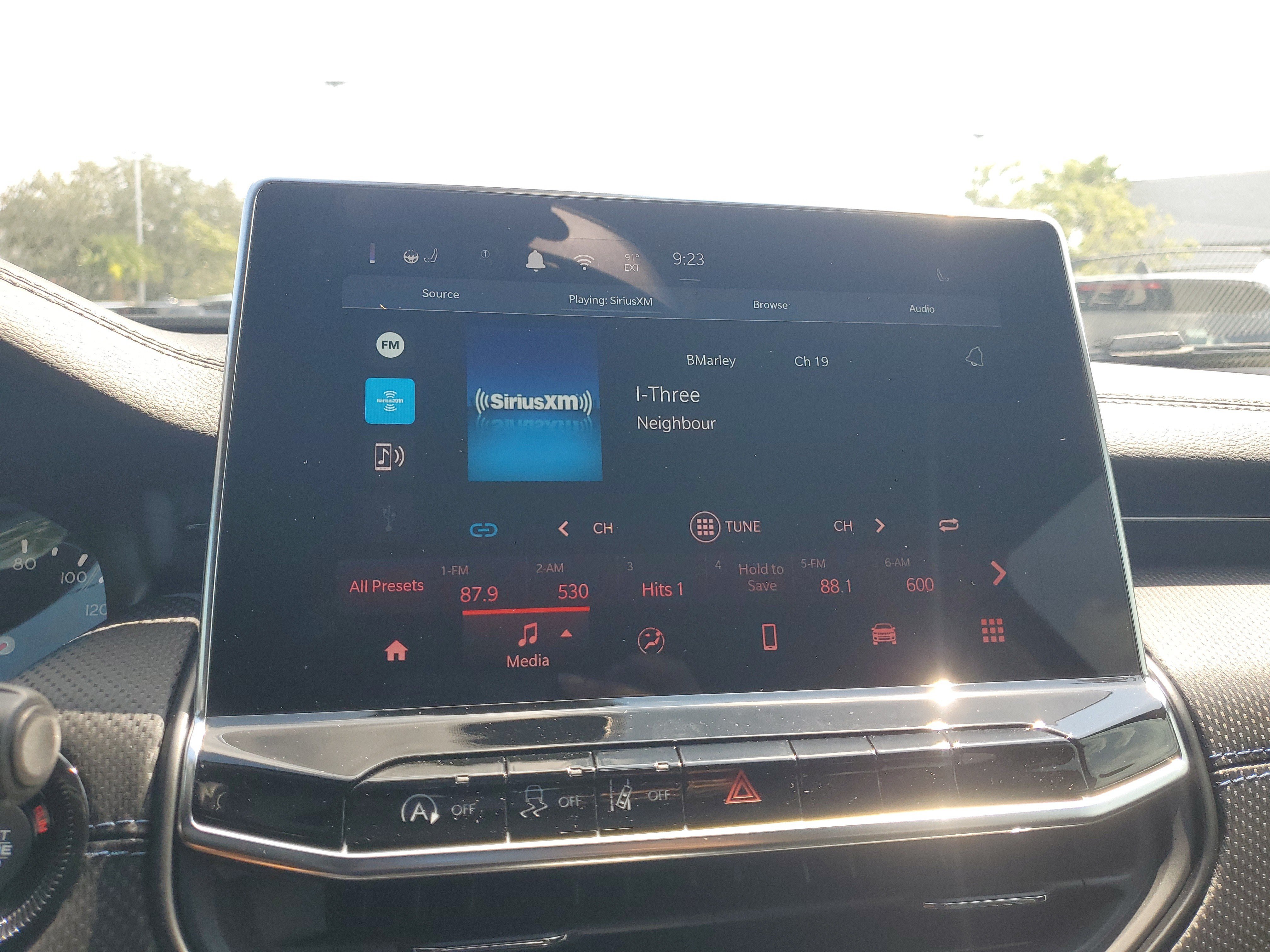 New 2026 Jeep Compass Latitude AWD/4WD image 16