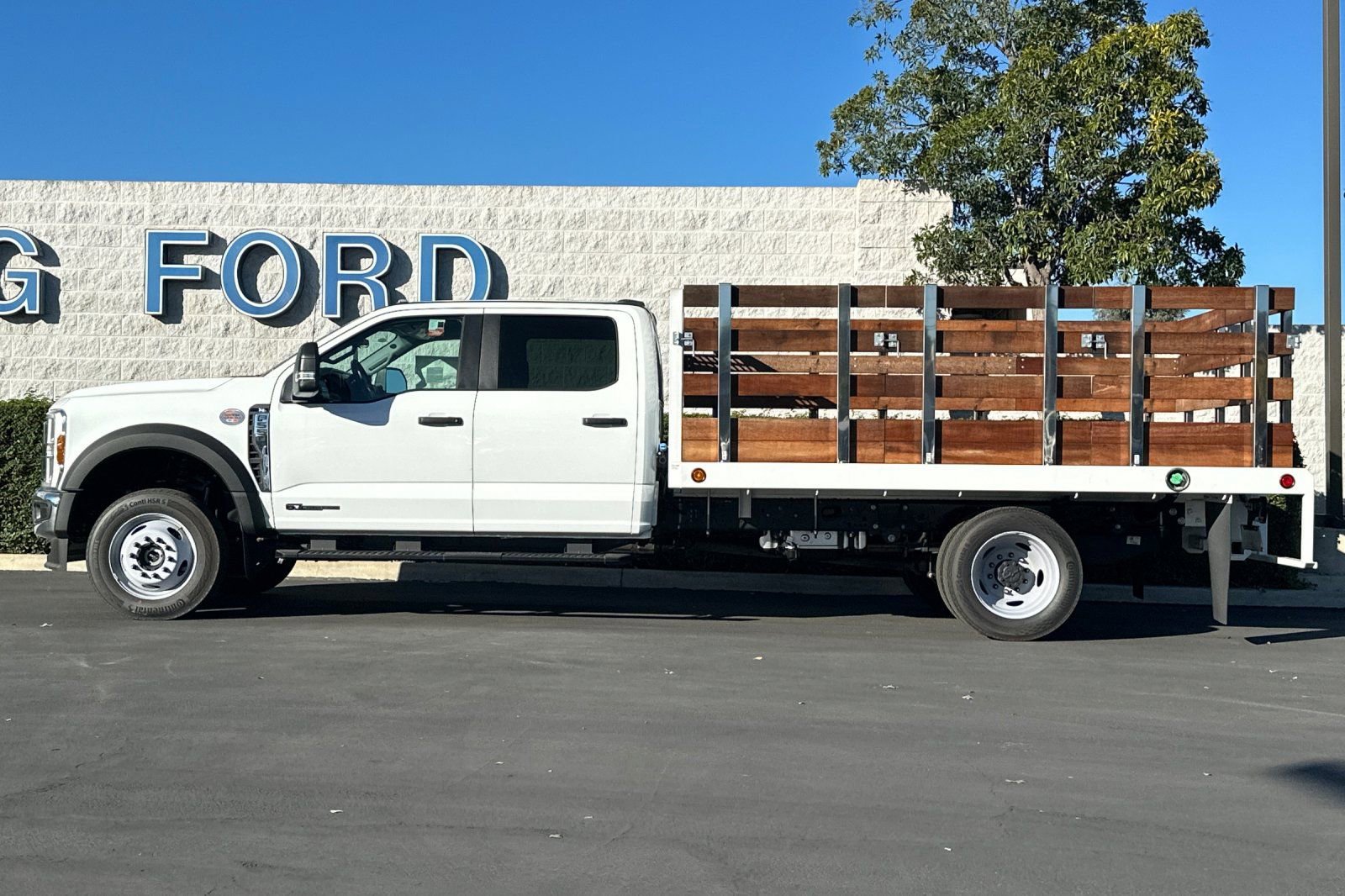 New 2025 Ford F550 4x4 Crew Cab Super Duty image 7