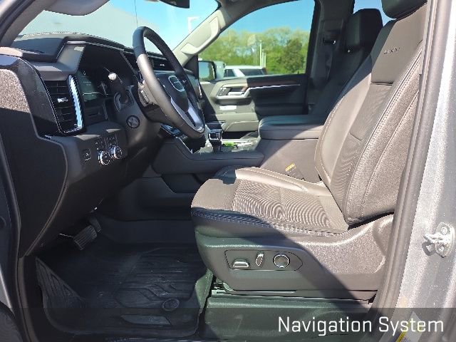 Used 2024 GMC Sierra 1500 Denali AWD/4WD image 9
