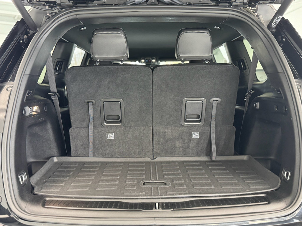 Used 2024 Jeep Grand Cherokee L Laredo image 39