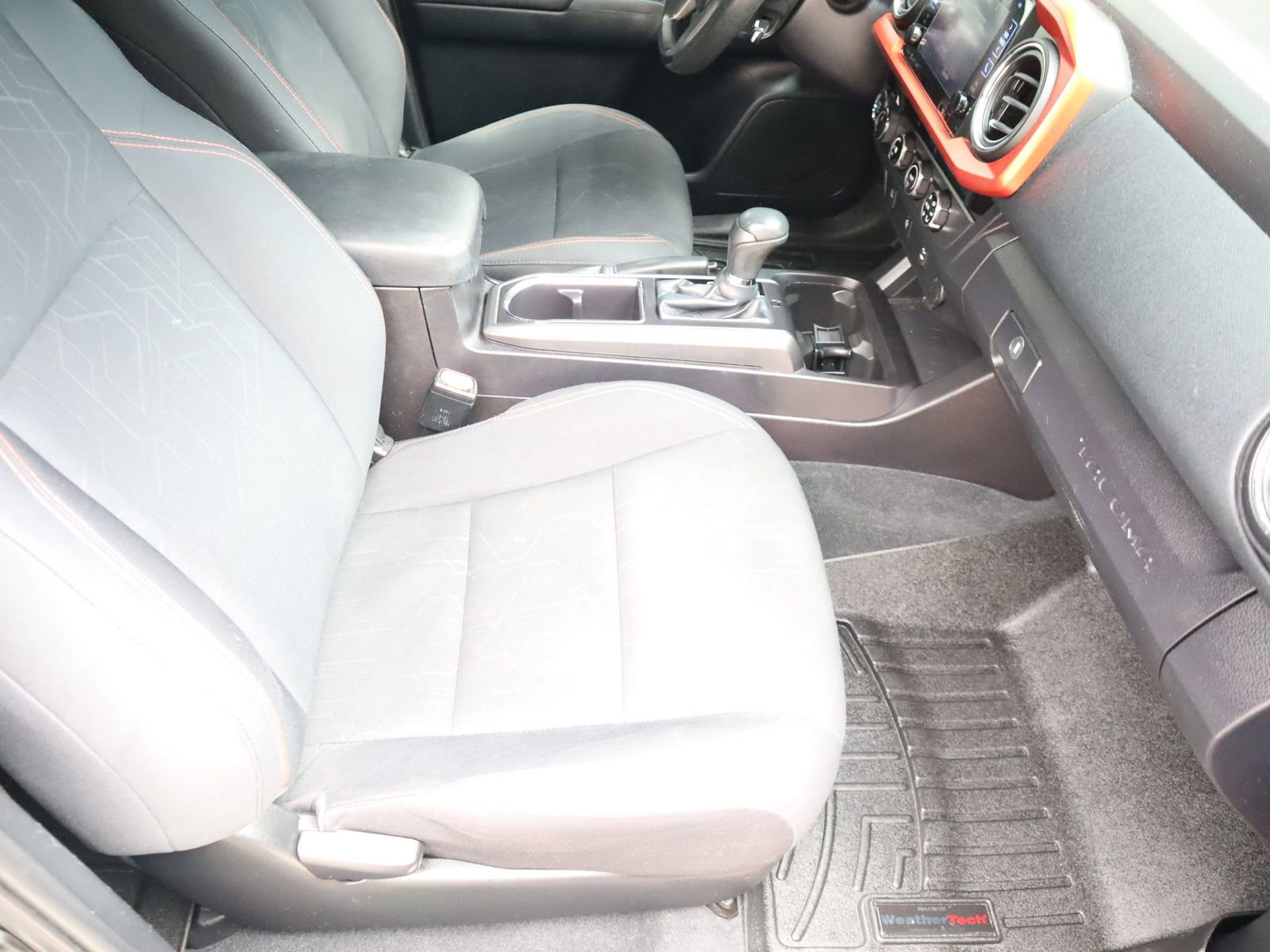 Used 2016 Toyota Tacoma TRD Off-Road w/ Towing Package AWD/4WD image 50