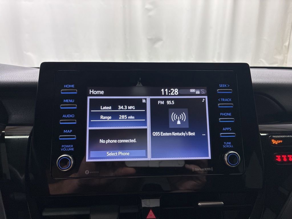 Used 2021 Toyota Camry SE image 18