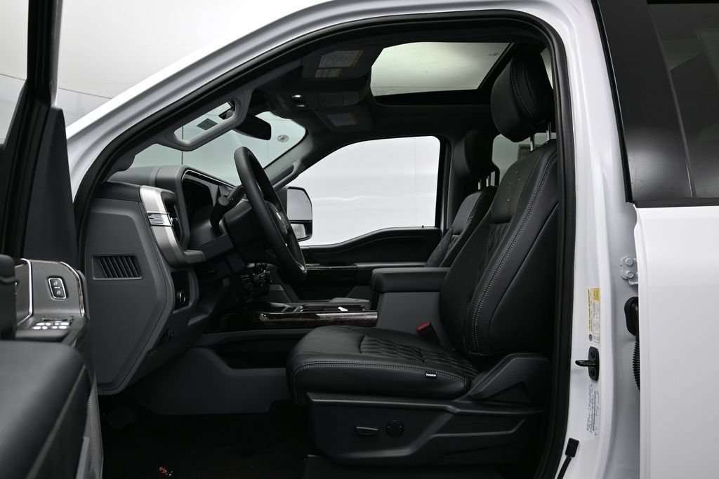 New 2026 Ford F250 XLT w/ XLT Premium Package AWD/4WD image 19