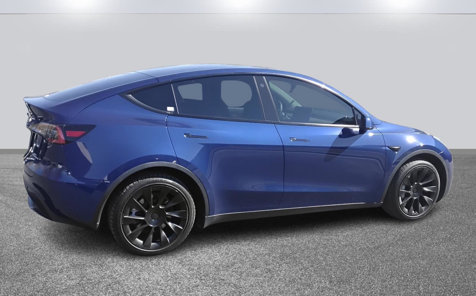 Used 2021 Tesla Model Y Long Range image 4