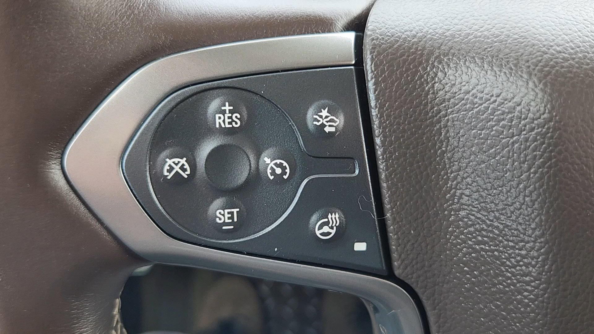 Used 2016 Chevrolet Silverado 1500 LTZ w/ LTZ Plus Package image 12