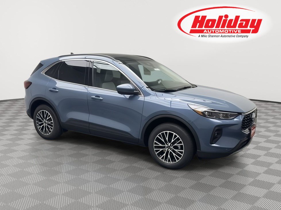 New 2024 Ford Escape SE w/ PHEV Premium Package