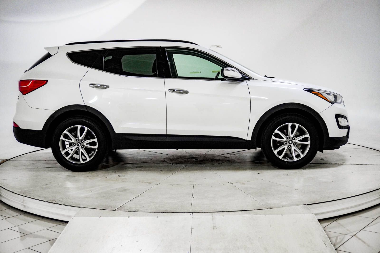 Used 2014 Hyundai Santa Fe Sport 2.0T AWD/4WD image 11