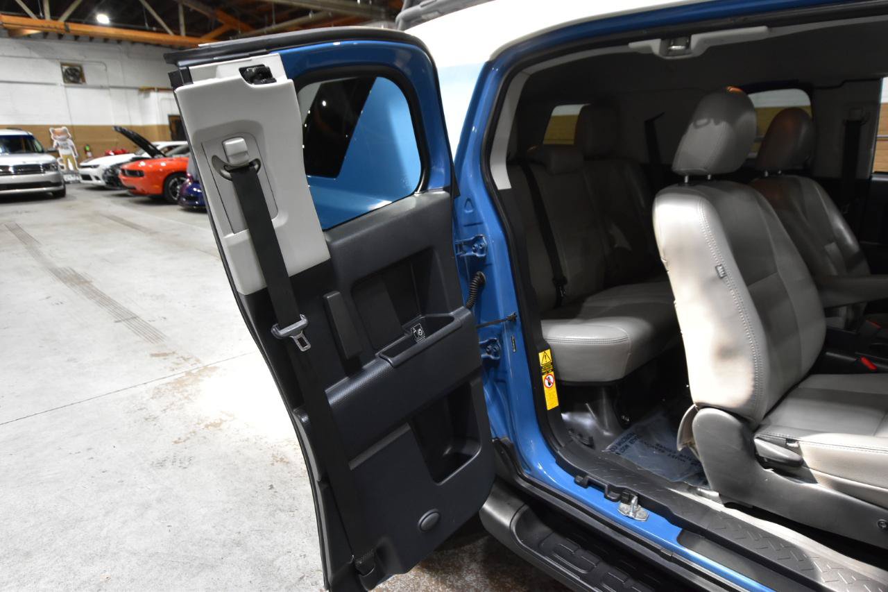 Used 2012 Toyota FJ Cruiser 4WD w/ Convenience Pkg image 38