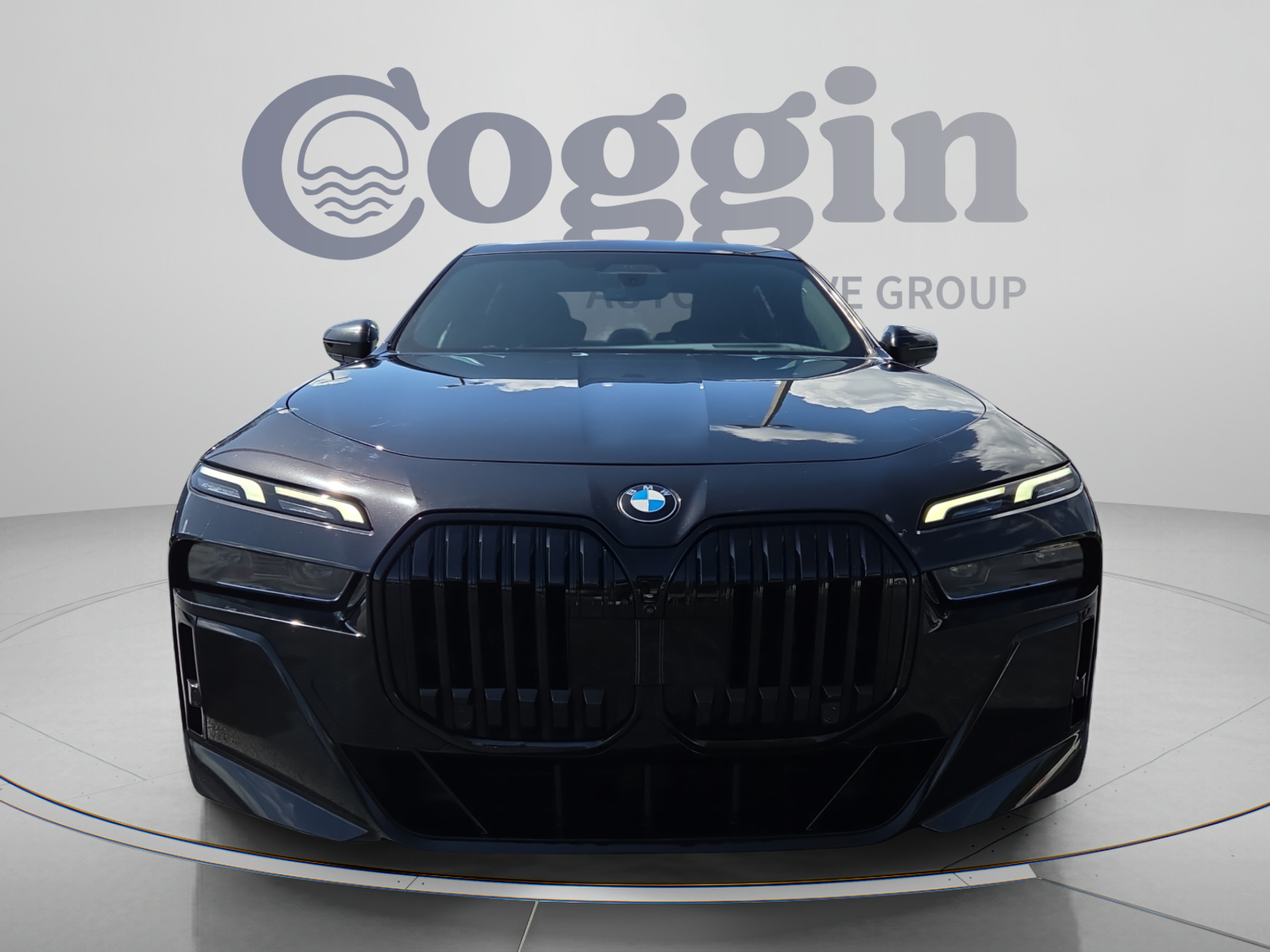Used 2023 BMW 740i RWD image 8