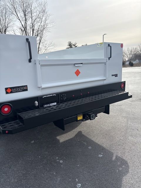 New 2025 Ford F450 XL w/ XL Chrome Package image 10