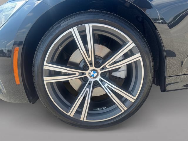Used 2021 BMW 330i Sedan w/ Convenience Package RWD image 9