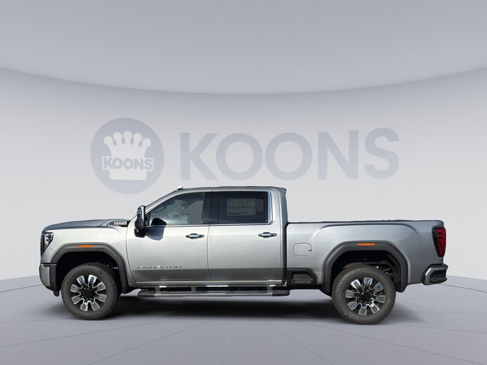 New 2026 GMC Sierra 2500 Denali w/ Denali Reserve Package AWD/4WD image 2