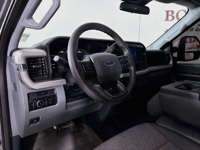 Used 2024 Ford F350 XL w/ 360-Degree Camera Package AWD/4WD image 11