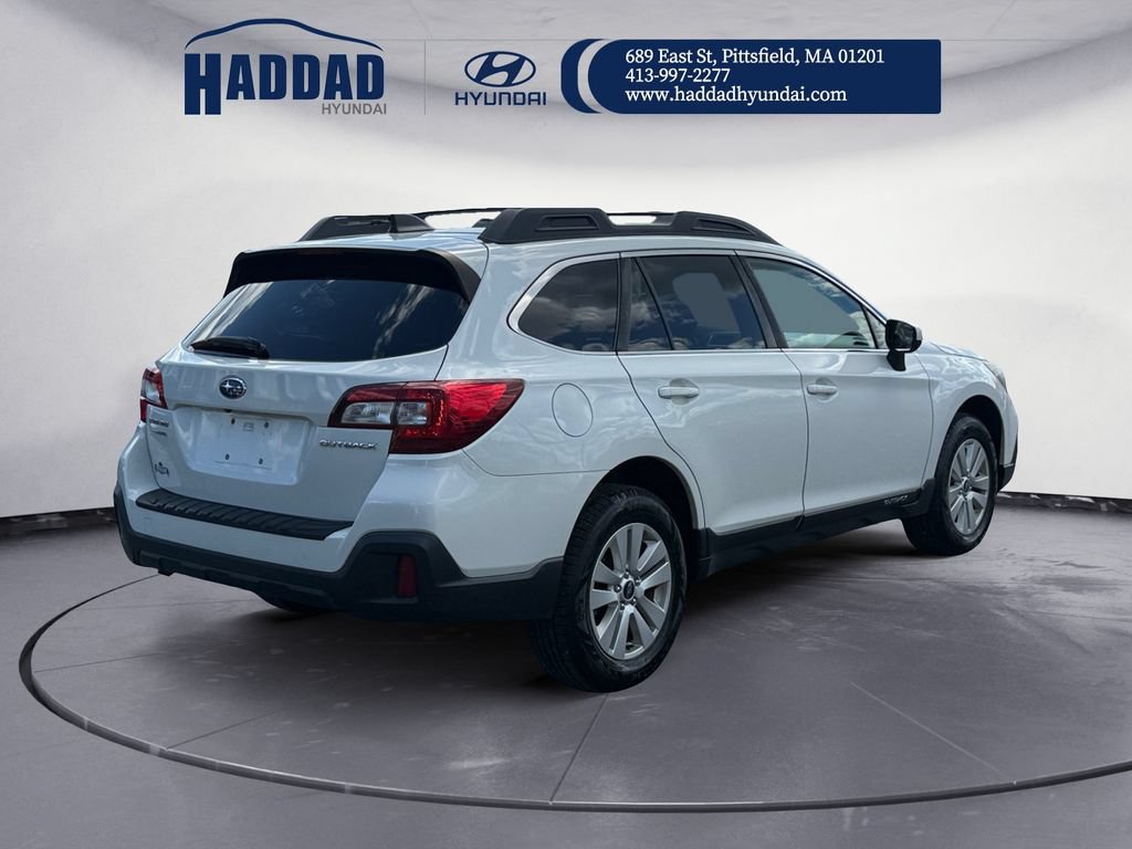 Used 2019 Subaru Outback 2.5i Premium AWD/4WD image 5