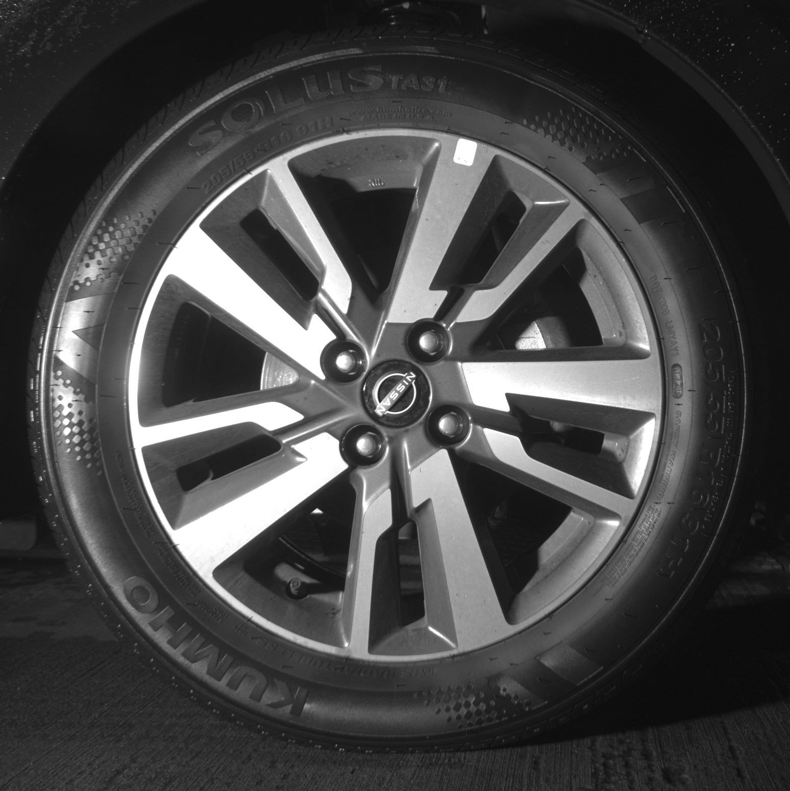 Used 2025 Nissan Versa SV FWD image 13