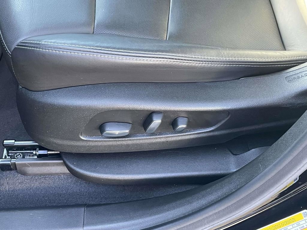 Used 2023 Cadillac XT6 Premium Luxury image 27