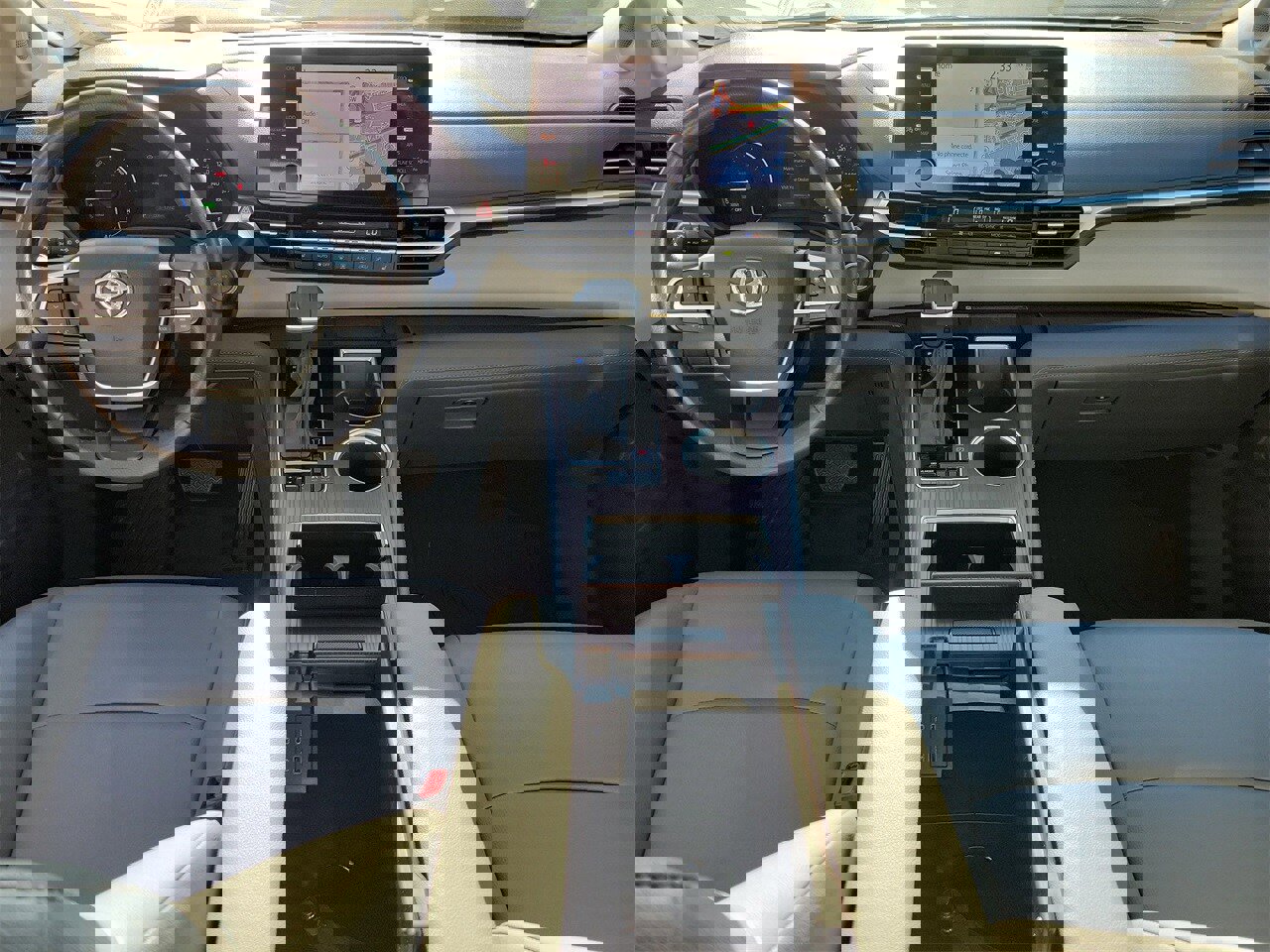 Used 2024 Toyota Sienna XLE image 13