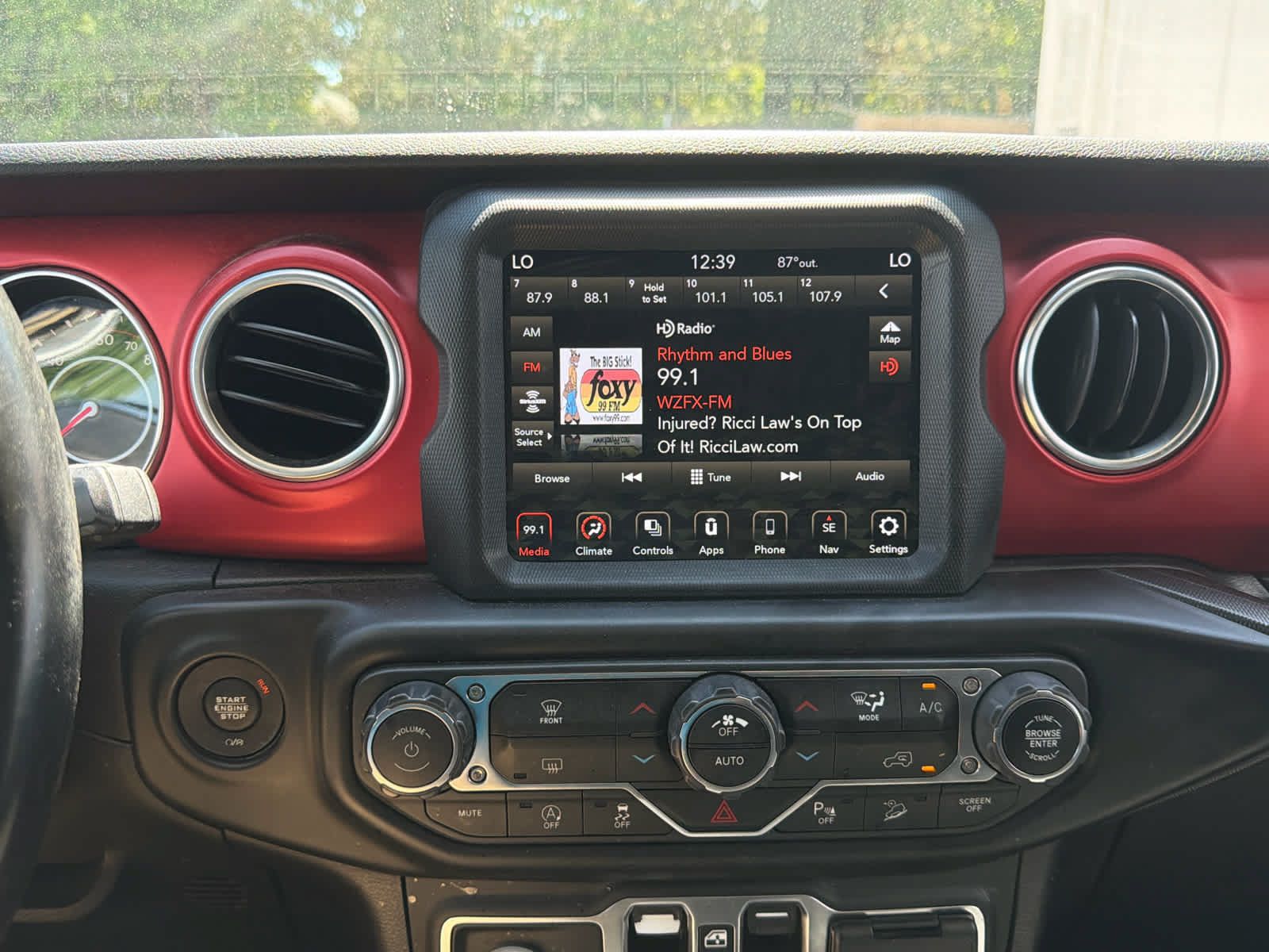 Used 2020 Jeep Wrangler Unlimited Rubicon AWD/4WD image 28
