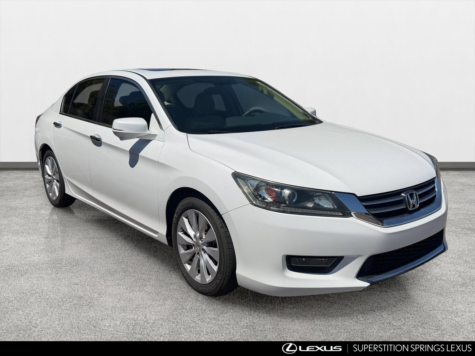 Used 2015 Honda Accord EX image 2