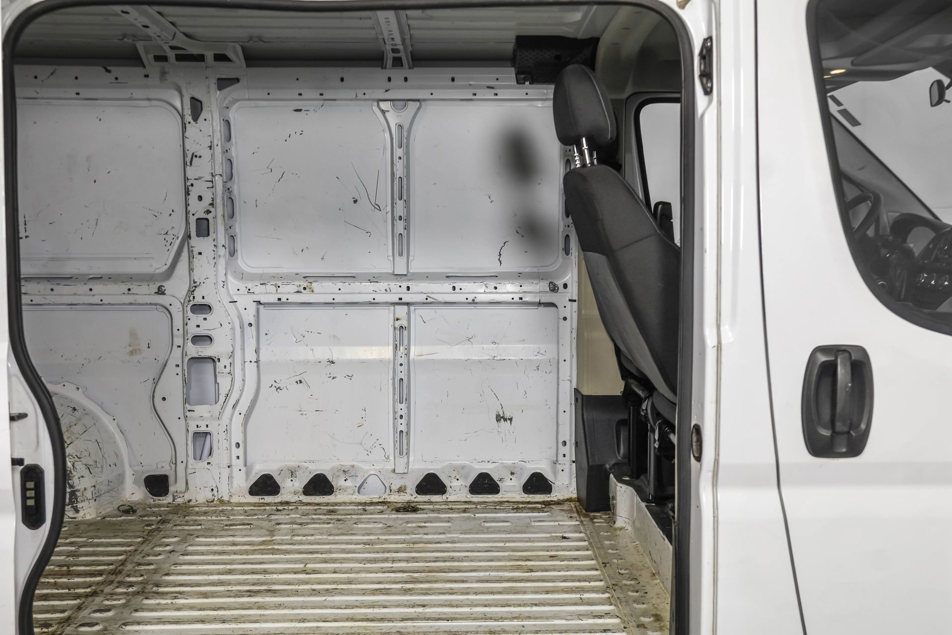 Used 2019 RAM ProMaster 1500 w/ Interior Convenience Group image 34