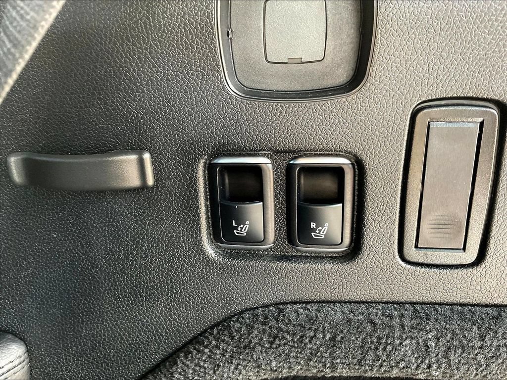 Used 2019 Mercedes-Benz GLS 450 4MATIC image 38