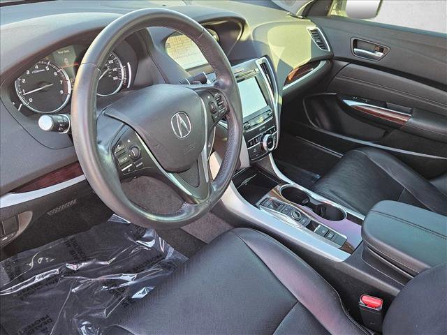 Used 2017 Acura TLX V6 w/ Technology Package FWD image 9