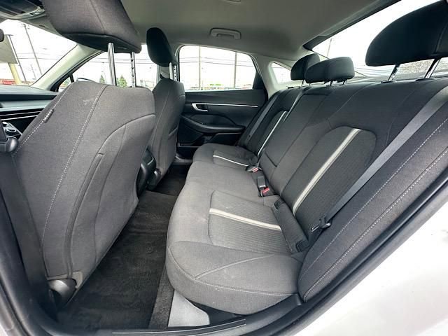 Used 2025 Hyundai Sonata SEL FWD image 14