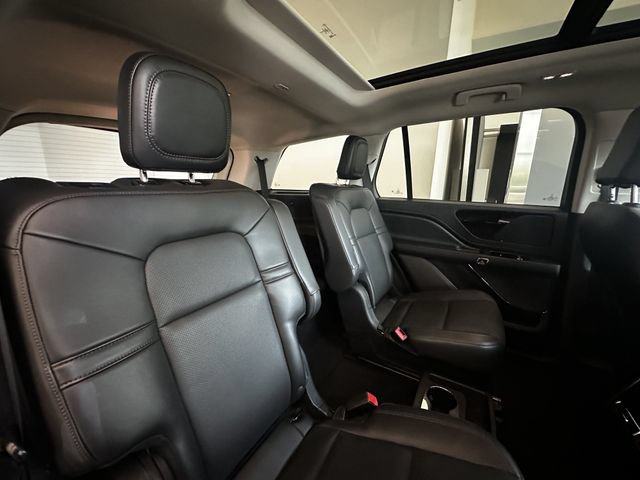 Certified 2025 Lincoln Aviator AWD w/ Jet Appearance Package image 36