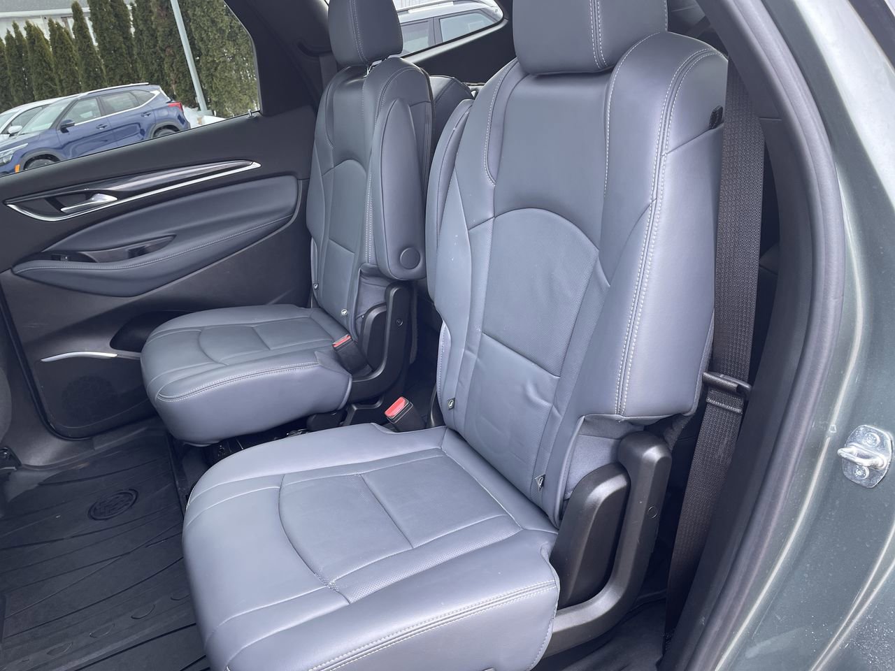 Used 2022 Buick Enclave Essence w/ Experience Buick Package image 22