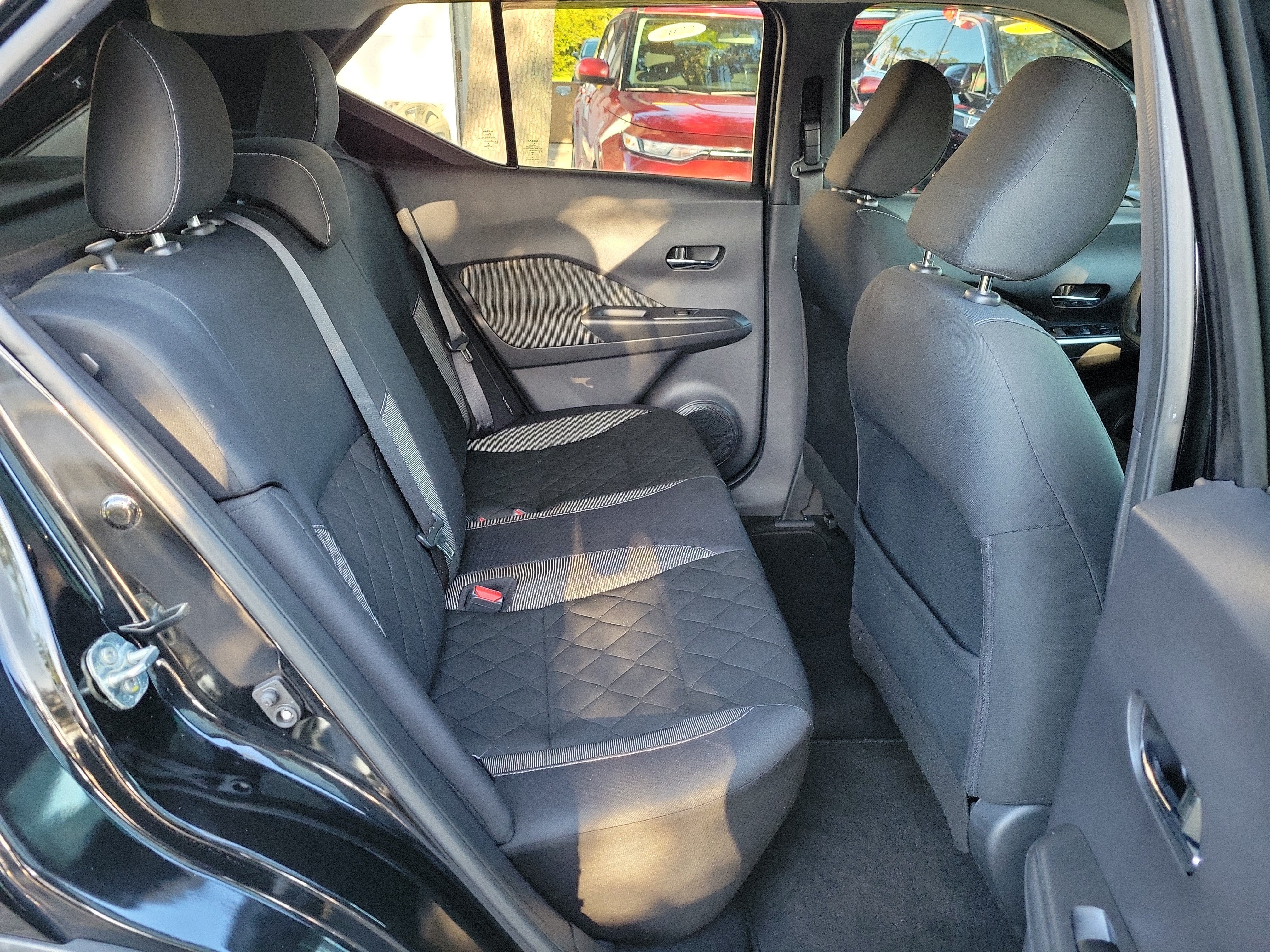 Used 2020 Nissan Kicks SV FWD image 12