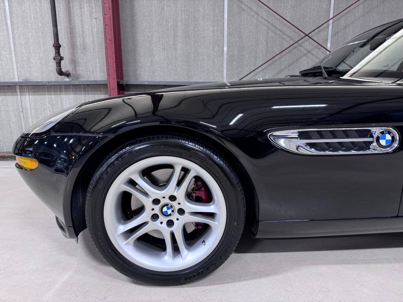 Used 2002 BMW Z8 RWD image 10